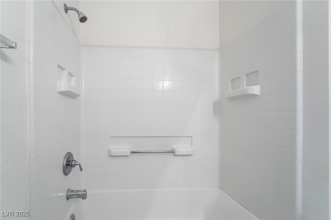 2291 West Horizon Ridge Parkway, Unit 12270 Henderson, NV 89052 - Photo 31 of 33