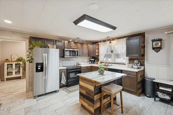 $719,900 | 1955 Gap Creek Road, Elizabethton, TN 37643