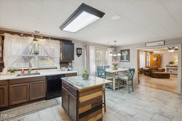 $719,900 | 1955 Gap Creek Road, Elizabethton, TN 37643