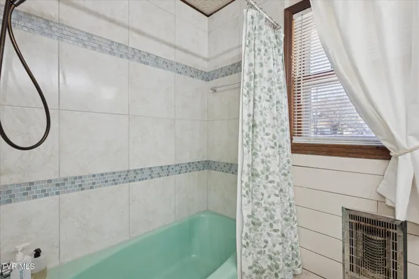 $719,900 | 1955 Gap Creek Road, Elizabethton, TN 37643