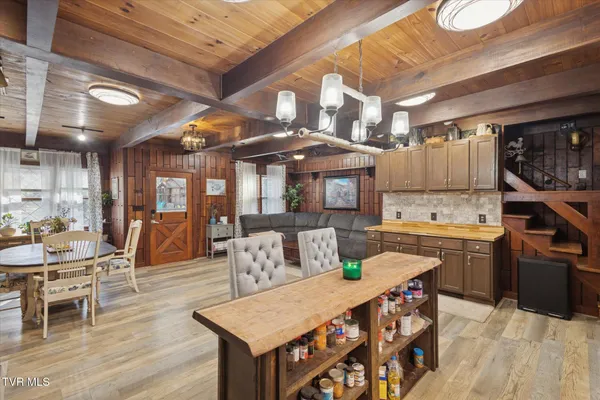 $719,900 | 1955 Gap Creek Road, Elizabethton, TN 37643