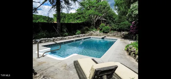 $719,900 | 1955 Gap Creek Road, Elizabethton, TN 37643