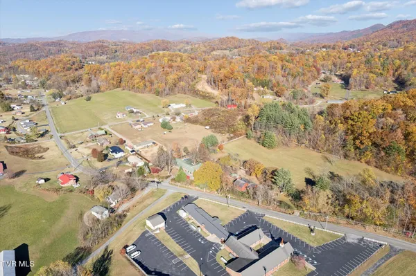 $719,900 | 1955 Gap Creek Road, Elizabethton, TN 37643