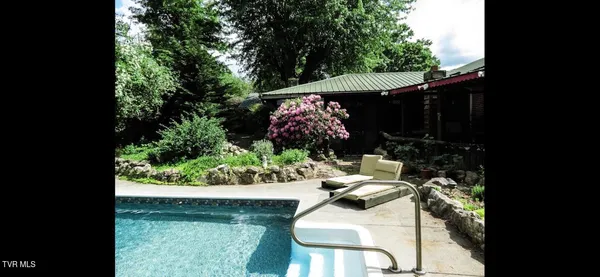 $719,900 | 1955 Gap Creek Road, Elizabethton, TN 37643