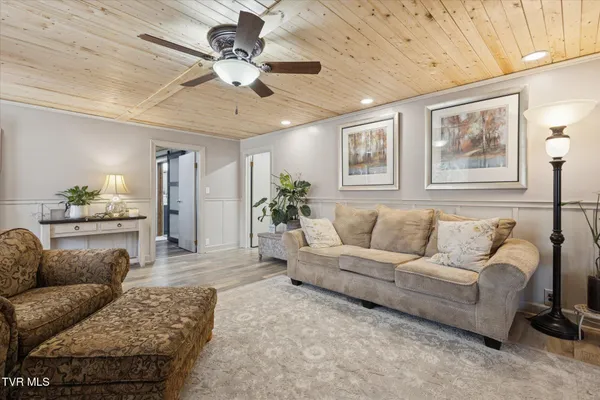 $719,900 | 1955 Gap Creek Road, Elizabethton, TN 37643