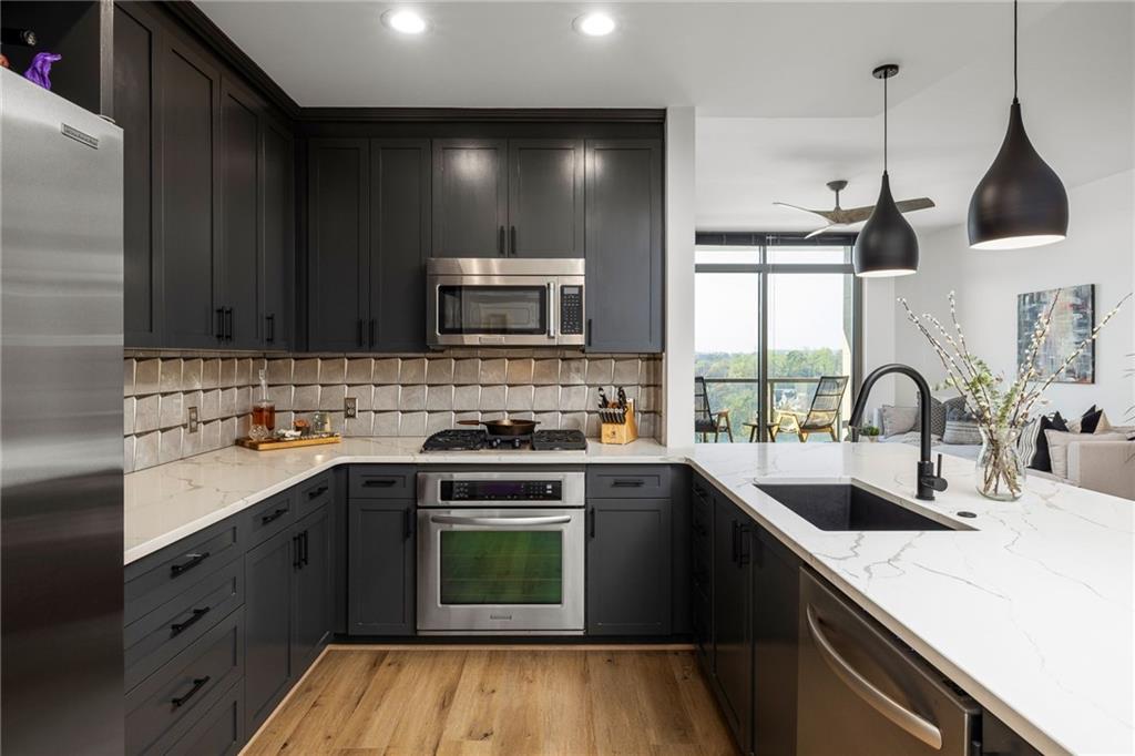 270 17th Street Northwest, Unit 1007 Atlanta, GA 30363 - Photo 7 of 46