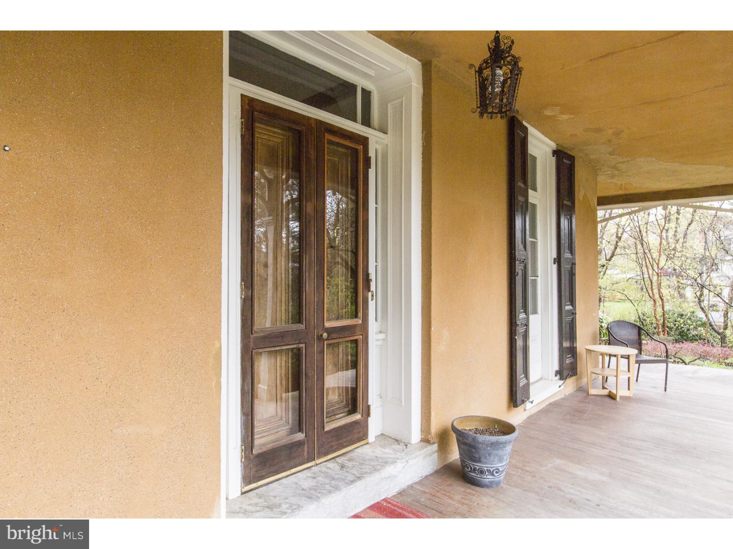 7806 Cresheim Road Philadelphia, PA 19118 - Photo 3 of 25 Porch