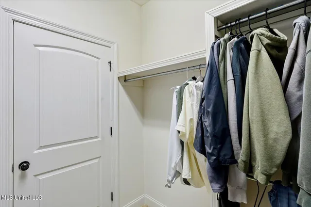 $288,000 | 194 Harvey Crossing, Canton, MS 39046