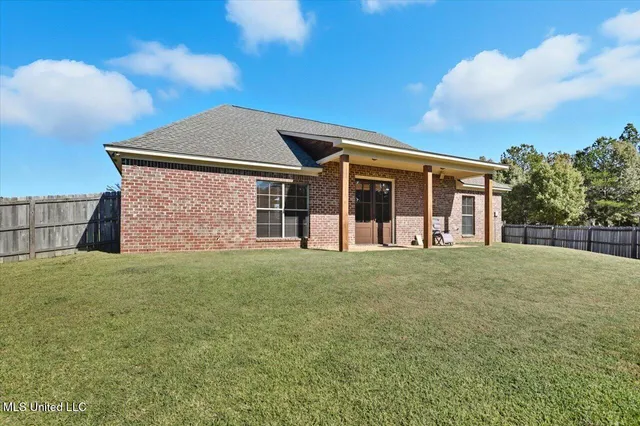 $288,000 | 194 Harvey Crossing, Canton, MS 39046