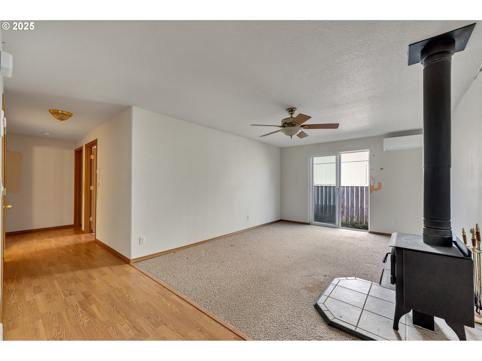 34130 Pintail Avenue Nehalem, OR 97131 - Photo 5 of 25 a view of livingroom with furniture