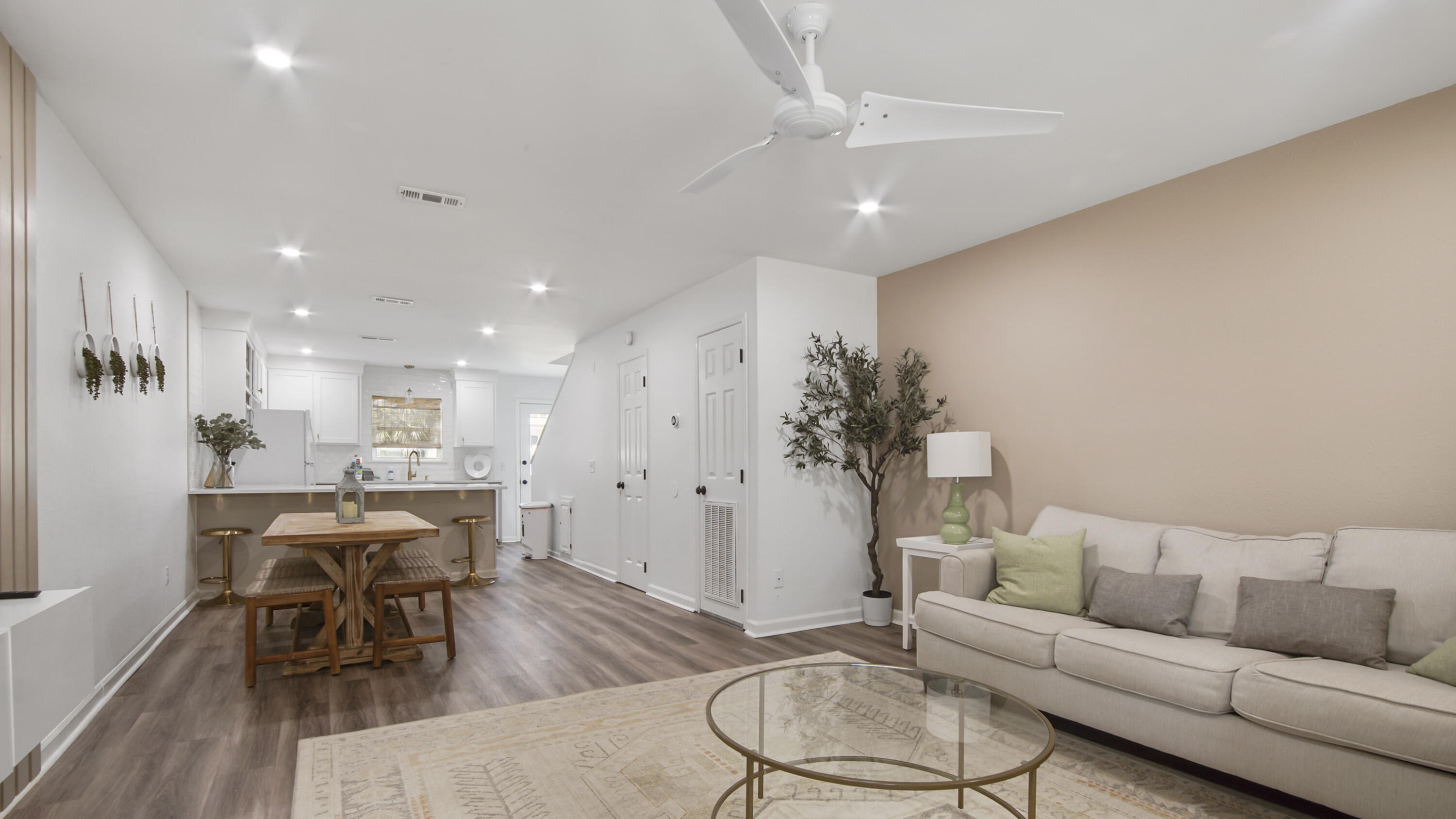 22522 Front Beach Road, Unit O Panama City Beach, FL 32413 - Photo 5 of 55 DSC09989