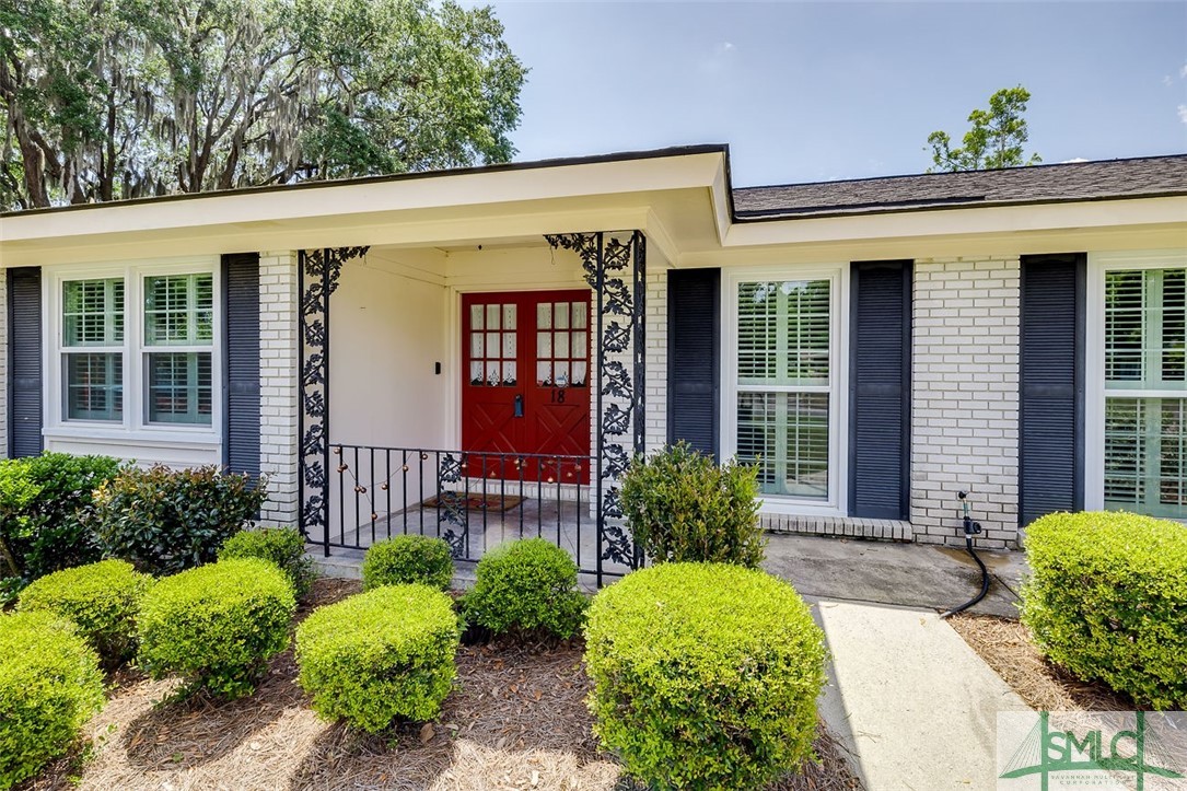 18 Sulgrave Road Savannah, GA 31406 - Photo 4 of 34