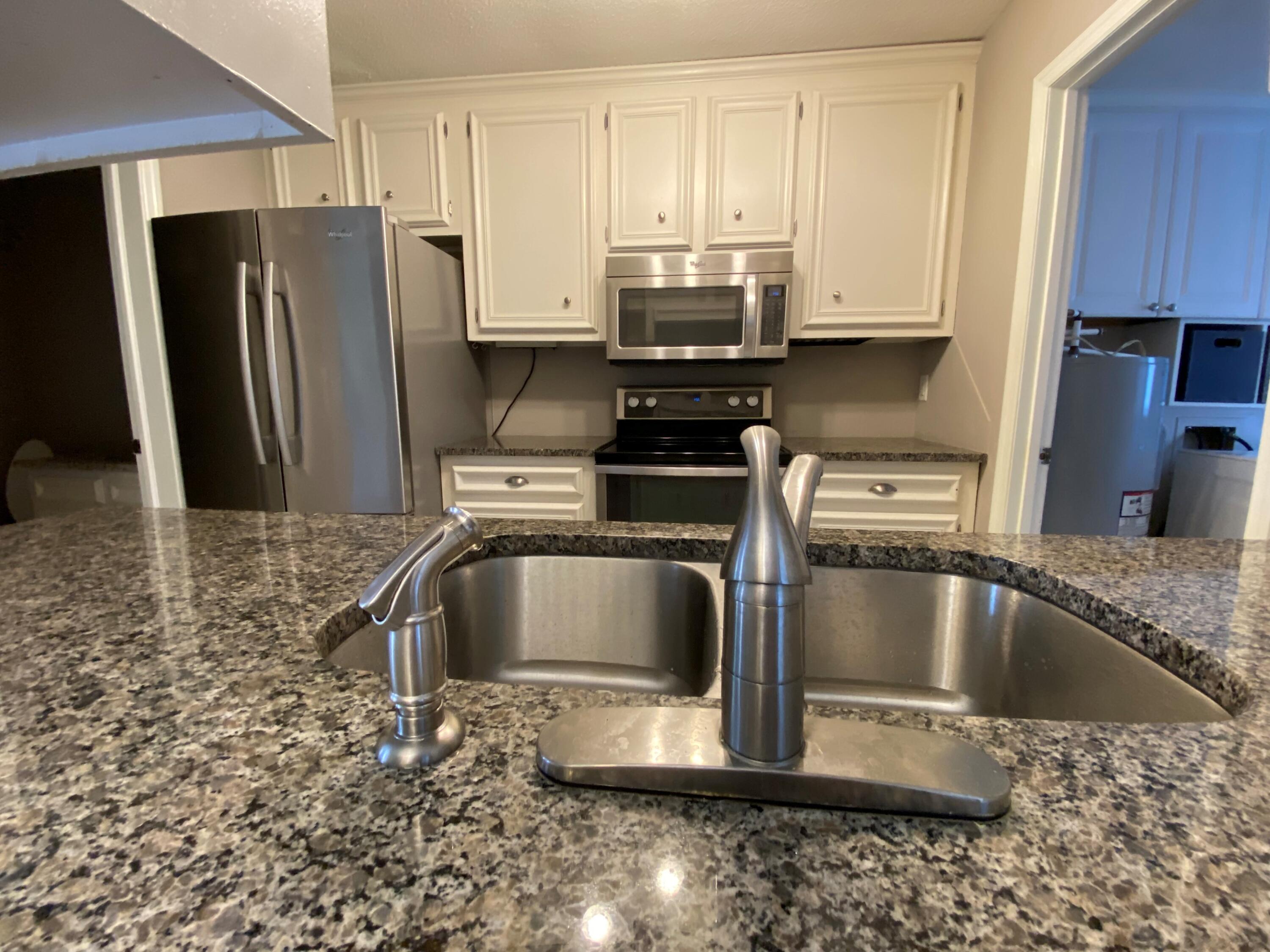985 Bay Tree Circle, Unit C Mount Pleasant, SC 29464 - Photo 11 of 25