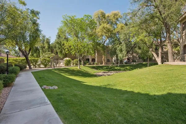 $2,350 | 15050 North Thompson Peak Parkway, Unit 2053, Scottsdale, AZ 85260