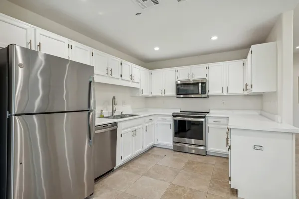 $2,350 | 15050 North Thompson Peak Parkway, Unit 2053, Scottsdale, AZ 85260