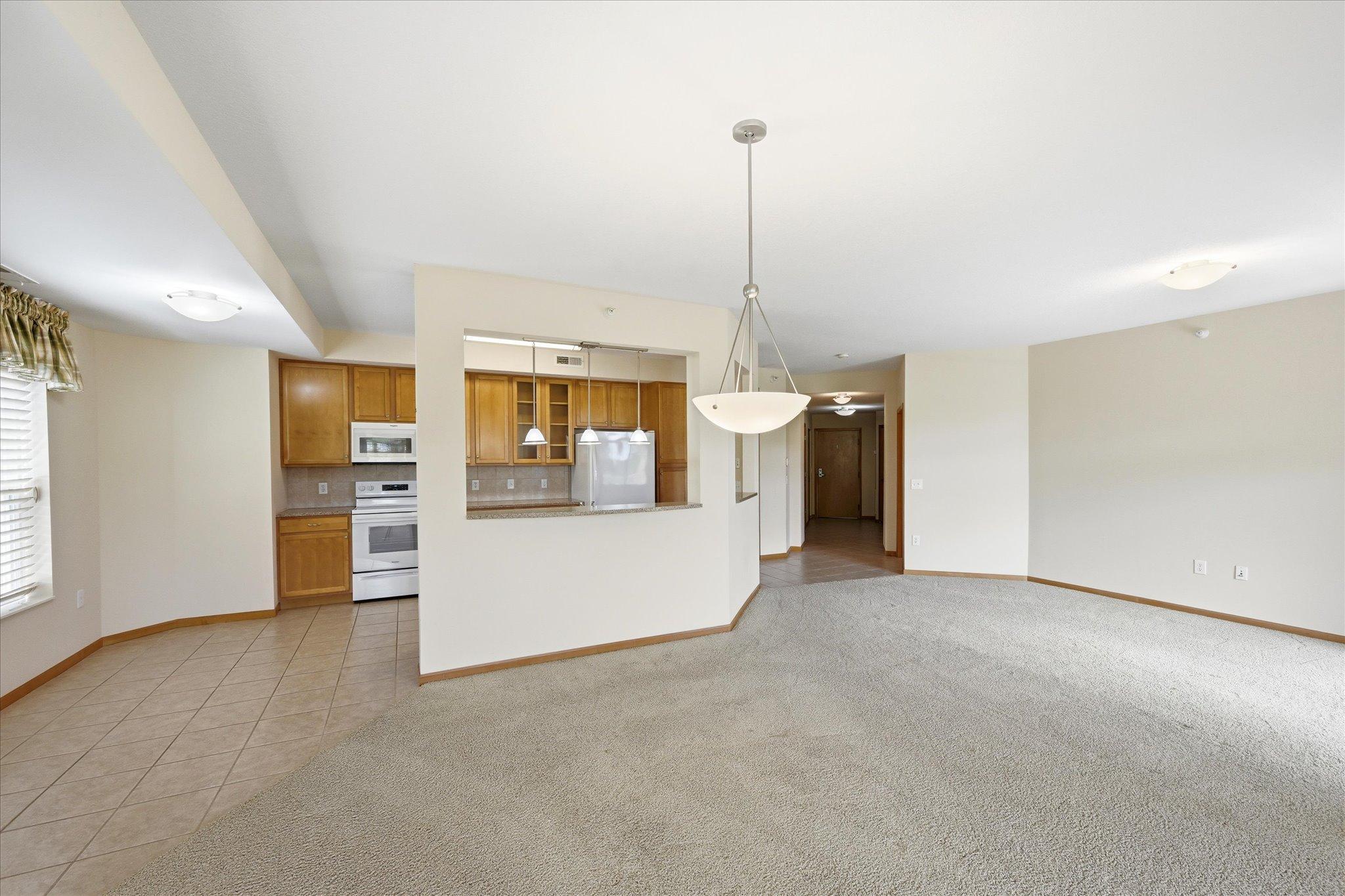 2550 38th Avenue Northeast, Unit 213 St. Anthony, MN 55421 - Photo 9 of 37