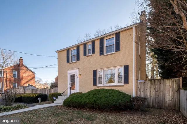 $659,000 | 1002 Dennis Avenue, Silver Spring, MD 20901