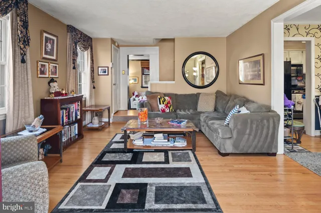 $659,000 | 1002 Dennis Avenue, Silver Spring, MD 20901