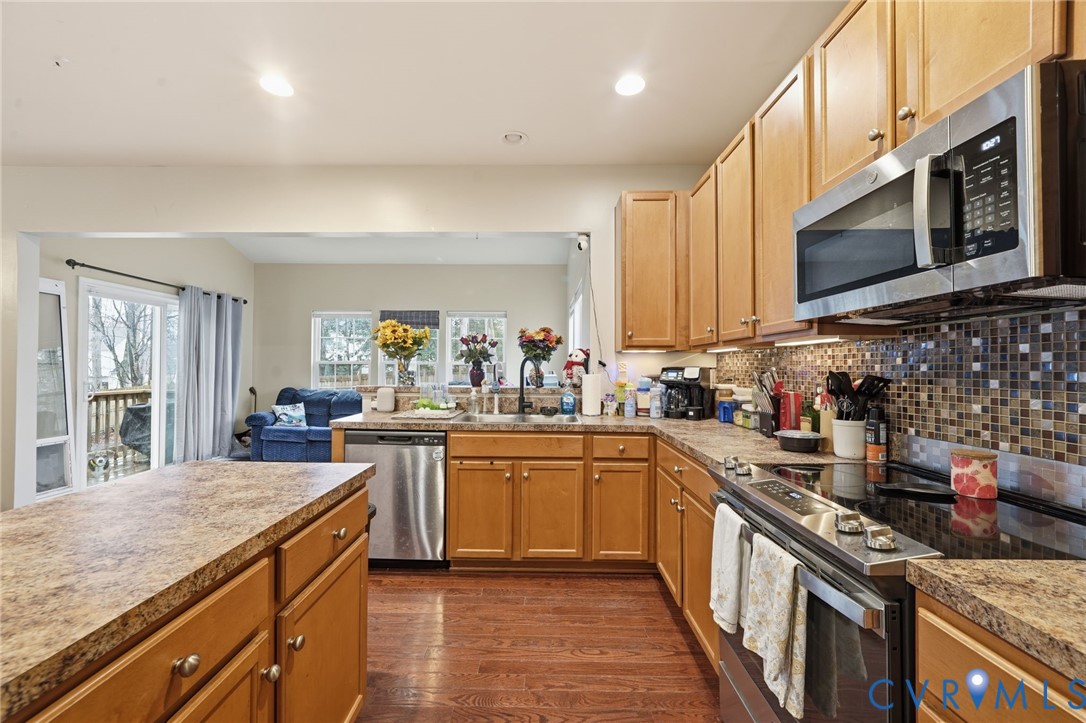 6313 Arbor Meadows Terrace Chester, VA 23831 - Photo 11 of 29