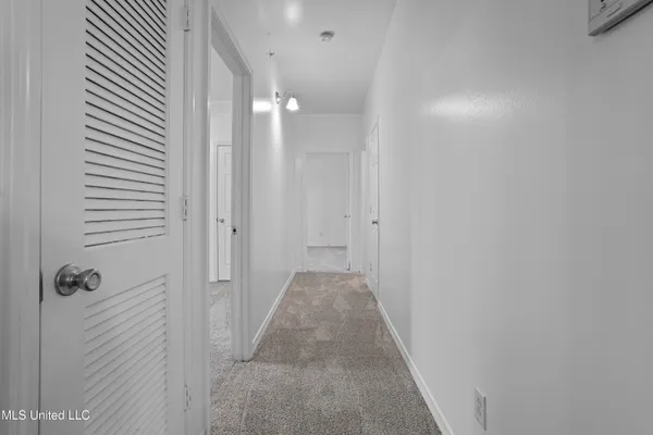 $230,000 | 310 Holcomb Boulevard, Unit 323, Ocean Springs, MS 39564
