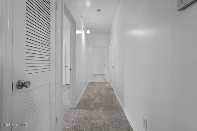 $230,000 | 310 Holcomb Boulevard, Unit 323, Ocean Springs, MS 39564