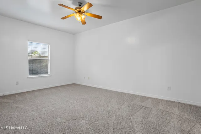 $230,000 | 310 Holcomb Boulevard, Unit 323, Ocean Springs, MS 39564