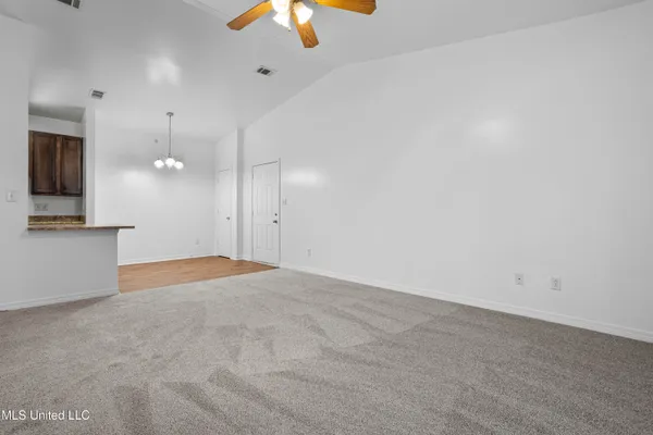 $230,000 | 310 Holcomb Boulevard, Unit 323, Ocean Springs, MS 39564