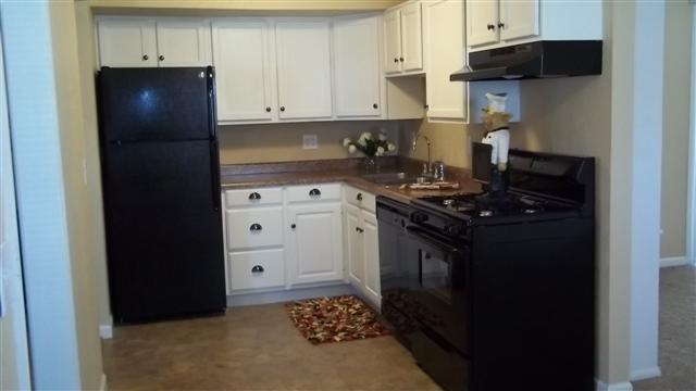 3029 Ridgeway Drive Fort Wayne, IN 46816 - Photo 5 of 18 Gallery Image 5