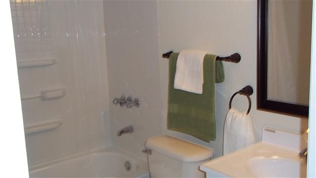 3029 Ridgeway Drive Fort Wayne, IN 46816 - Photo 10 of 18 Gallery Image 10