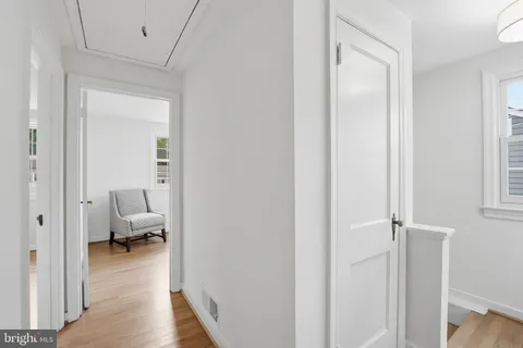 $825,000 | 5948 10th Road North, Arlington, VA 22205