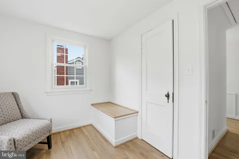 $825,000 | 5948 10th Road North, Arlington, VA 22205