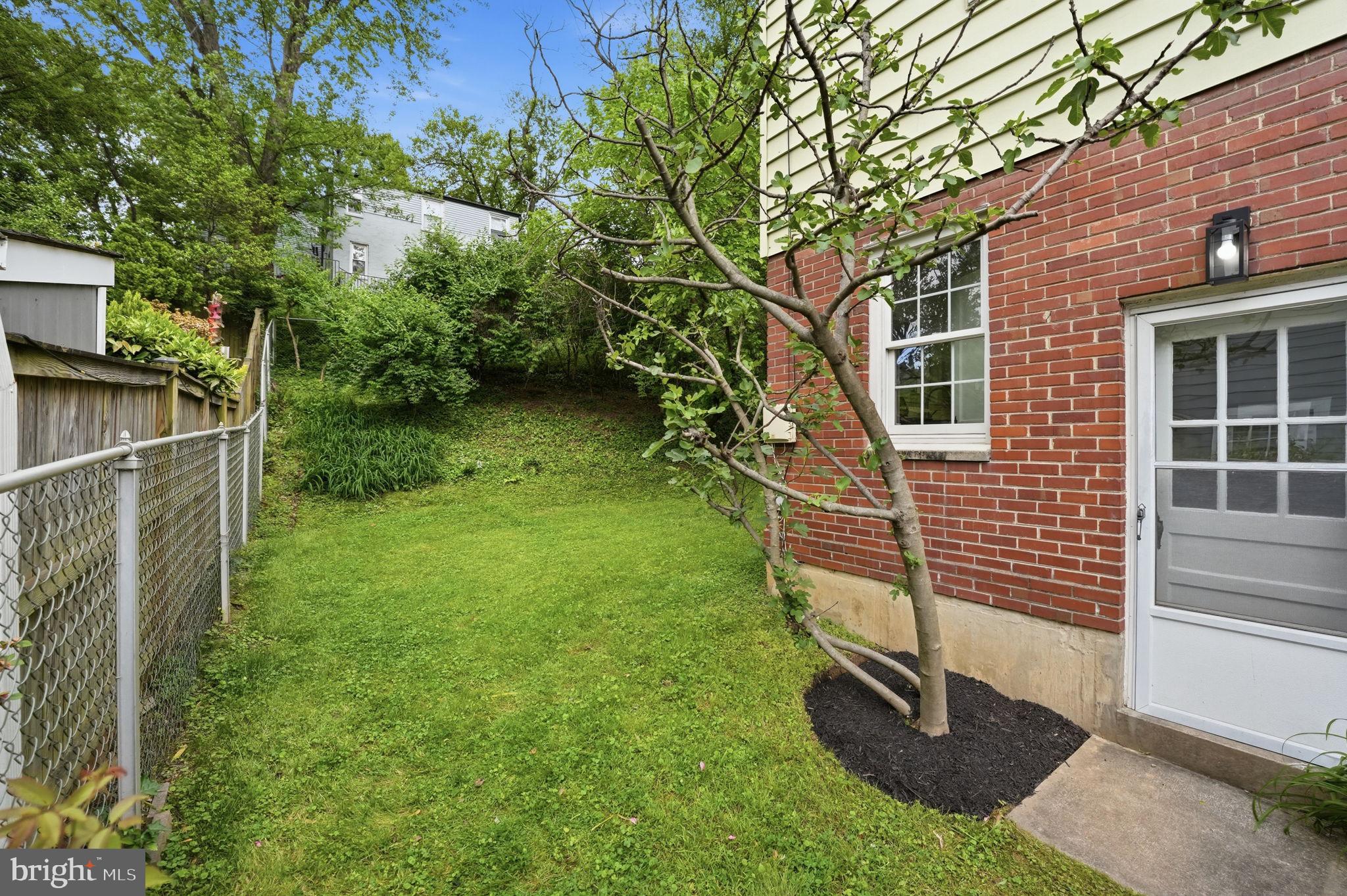 5948 10th Road North Arlington, VA 22205 - Photo 27 of 34