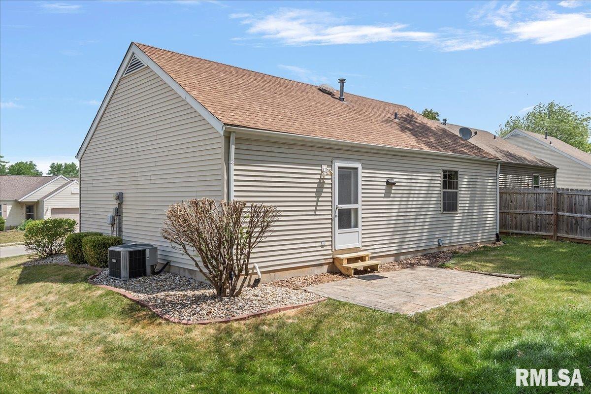 1600 Brenda Court Springfield, IL 62702 - Photo 23 of 28