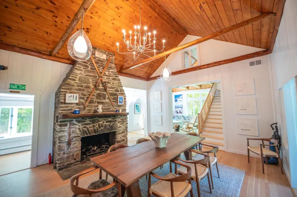 $1,697,000 | 197 Lake Raponda Road, Wilmington, VT 05363