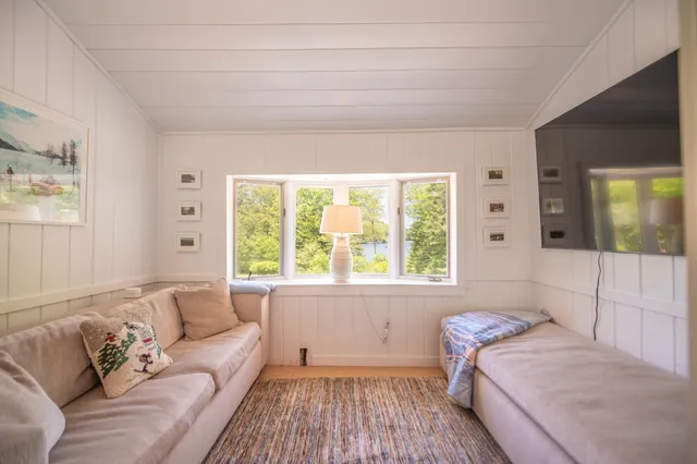 $1,697,000 | 197 Lake Raponda Road, Wilmington, VT 05363