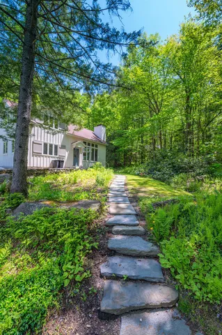 $1,697,000 | 197 Lake Raponda Road, Wilmington, VT 05363