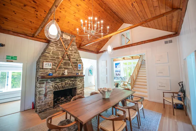 $1,697,000 | 197 Lake Raponda Road, Wilmington, VT 05363