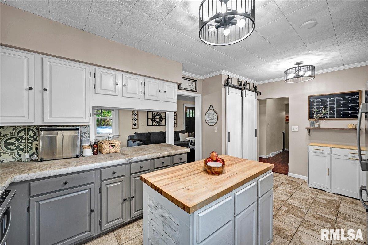 508 Highview Road East Peoria, IL 61611 - Photo 15 of 44 Gallery Image 15