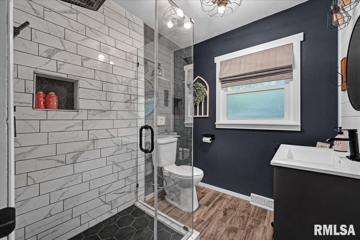 508 Highview Road East Peoria, IL 61611 - Photo 5 of 44 Gallery Image 5