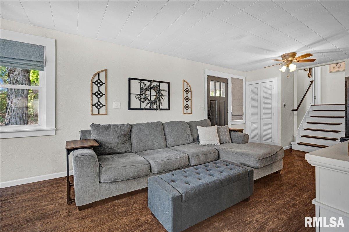 508 Highview Road East Peoria, IL 61611 - Photo 10 of 44 Gallery Image 10