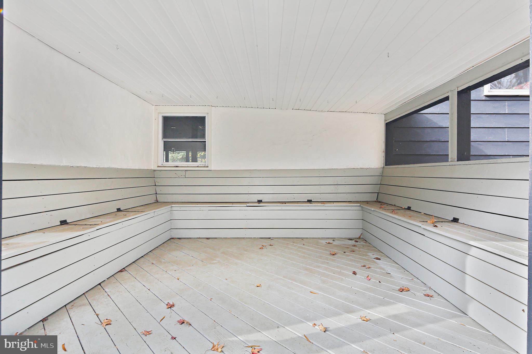 2847 Carrollton Road Annapolis, MD 21403 - Photo 23 of 30 Porch w/3 sided built-in seating