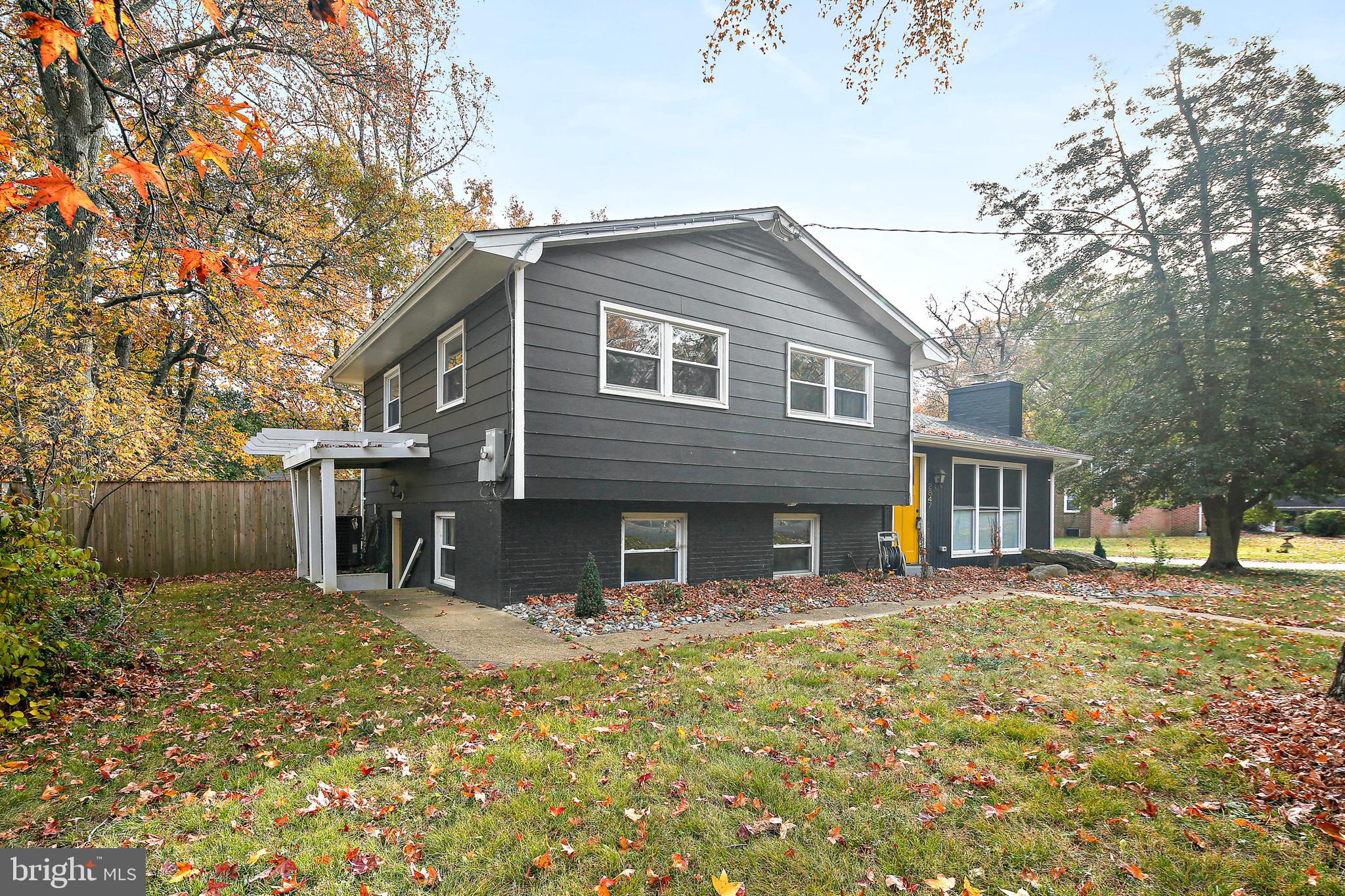 2847 Carrollton Road Annapolis, MD 21403 - Photo 27 of 30 Front Exterior w/side pergola