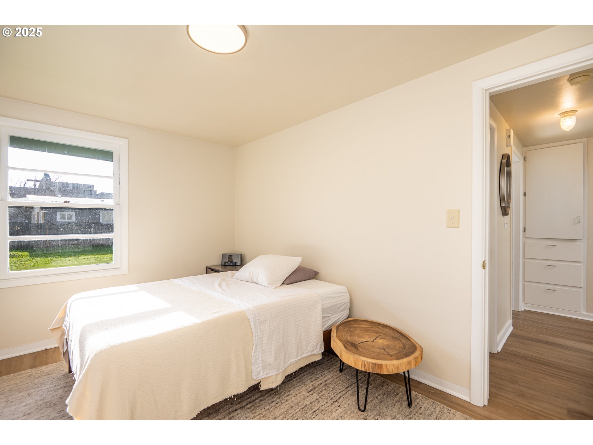 729 J Street Springfield, OR 97477 - Photo 12 of 25 Gallery Image 12