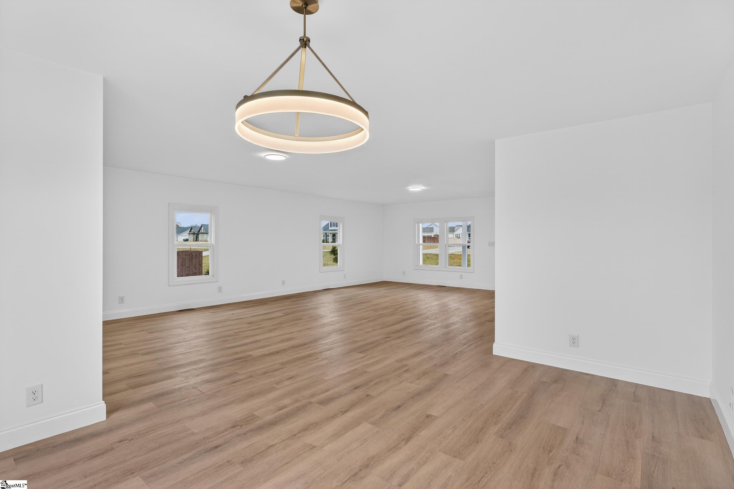 583 Berry Road Boiling Springs, SC 29316 - Photo 10 of 37
