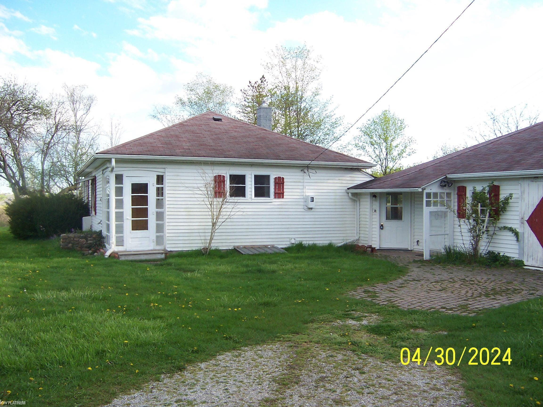 2595 Wales Center Road Goodells, MI 48027 - Photo 14 of 22 50132206-e8514233-c1a7-48c1-9b85-0241ac0db3ef.JPG