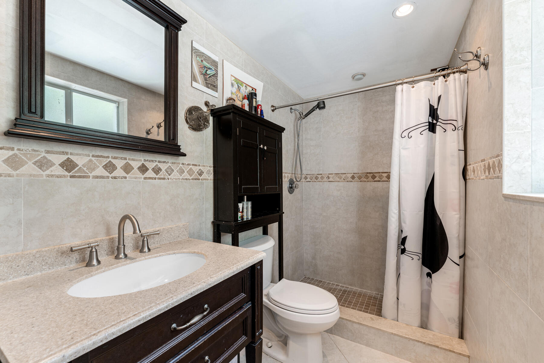 150 List Street Islamorada, FL 33036 - Photo 19 of 30 Bathroom