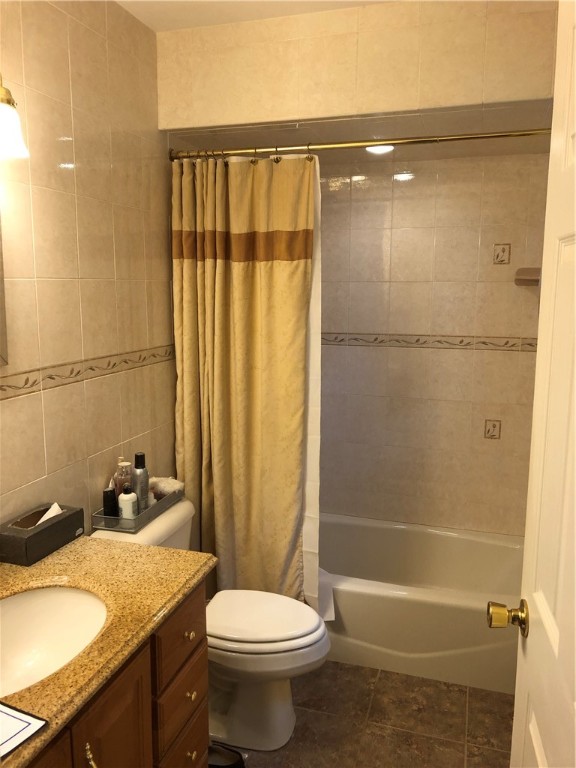 199 Edgehill Road Warwick, RI 02889 - Photo 25 of 44 MBATH