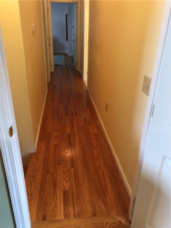 199 Edgehill Road Warwick, RI 02889 - Photo 26 of 44 HALLWAY