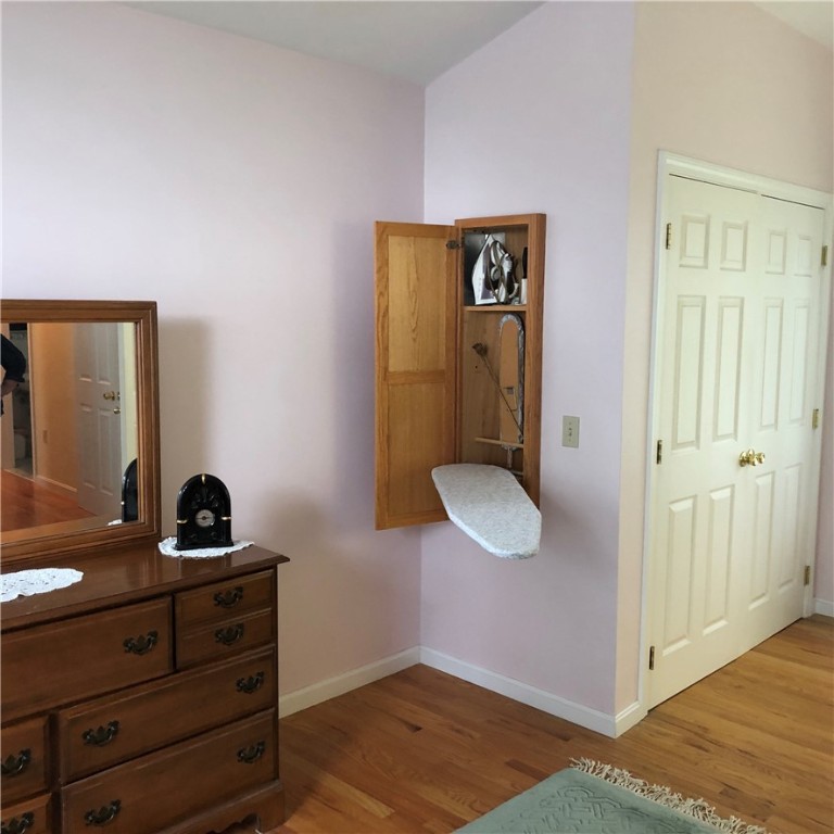 199 Edgehill Road Warwick, RI 02889 - Photo 36 of 44 IRNING BOARD