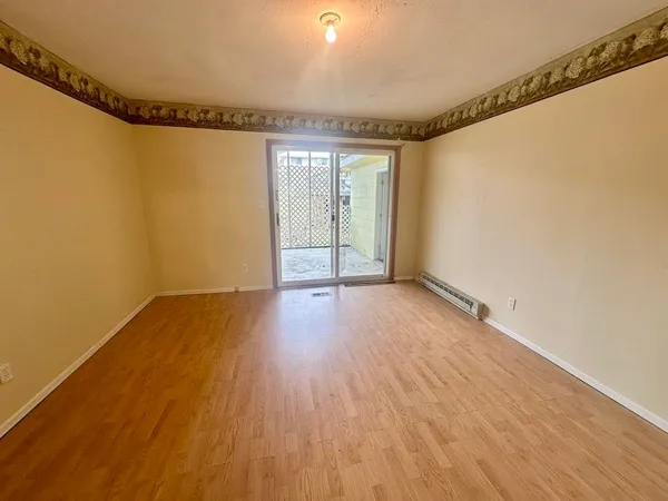 $225,000 | 103 Selkirk Street, Metaline, WA 99152